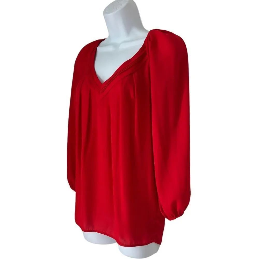 Diane Von Furstenberg Red 3/4 Sleeve V Neck Blouse sz 2